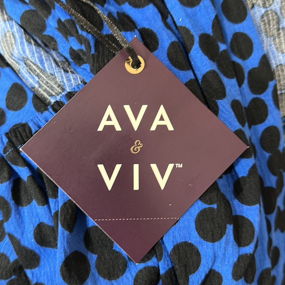 Ava & Viv Vibrant Blue& Black Polka Dot Knot Front Sweetheart Blouse Plus Size - Picture 7 of 10